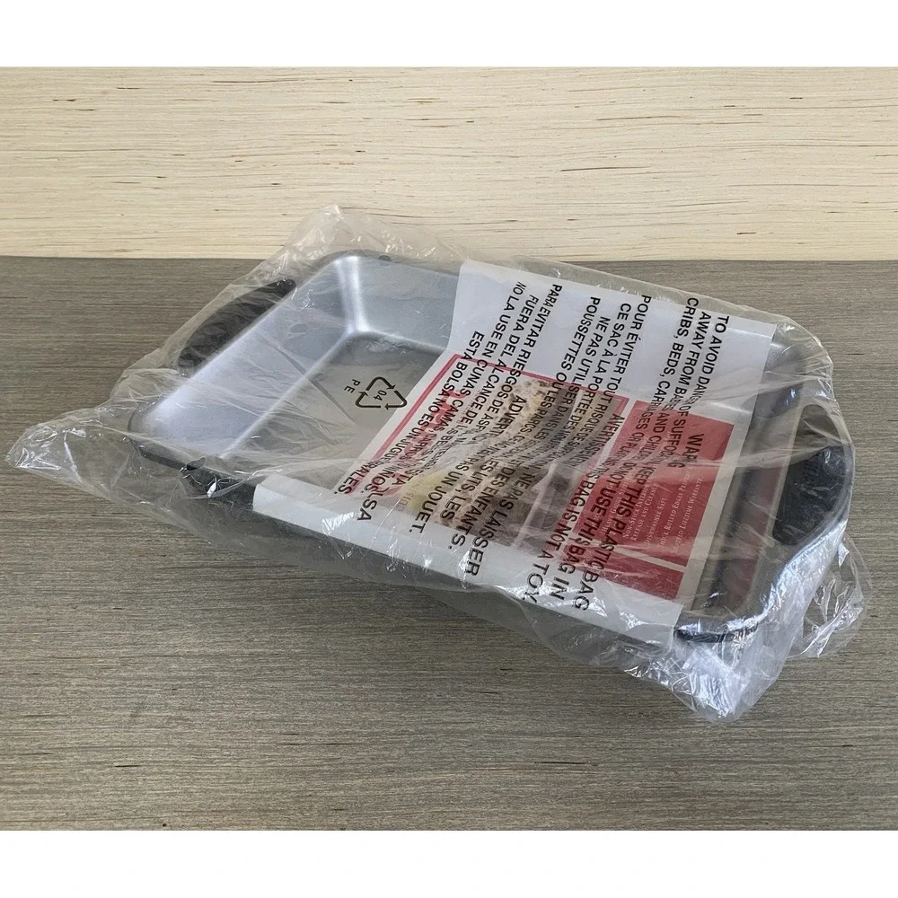 New Cuisinart Easy Grip Bakeware 13x9 Rectangular Silicone Non Stick Cake Pan - Picture 9 of 12